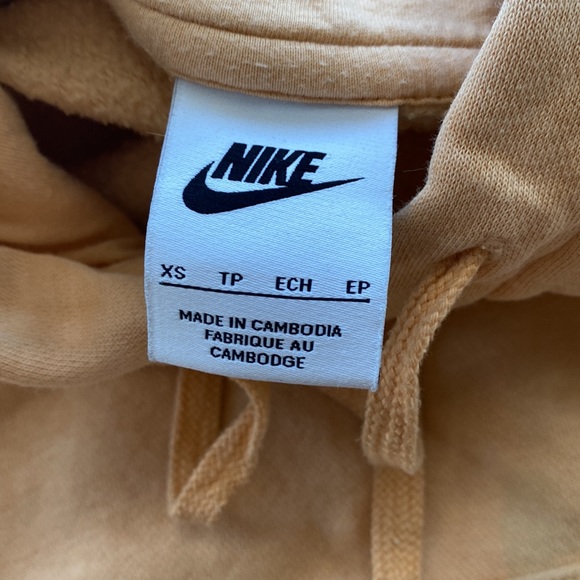 Peach Nike hoodie - Picture 3 of 4